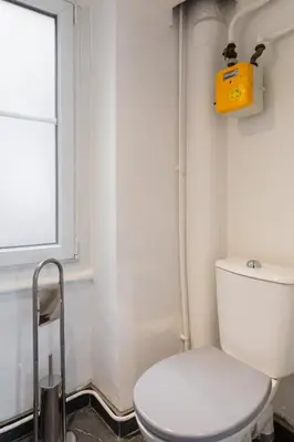Salle de bains dans l'établissement DIFY Castries Quartier Ainay
