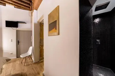 Salle de bains dans l'établissement All in Lyon | Suite de charme - cœur du Vieux Lyon