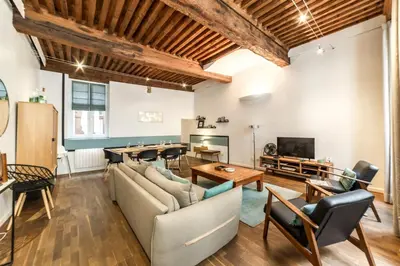 Cuisine ou kitchenette dans l'établissement All in Lyon | Grand appartement central à Lyon
