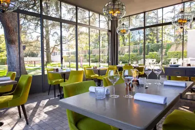 Restaurant ou autre lieu de restauration dans l'établissement Maison D'Anthouard