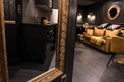 Coin salon dans l'établissement Superbe Appartement avec Jacuzzi...