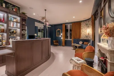 Coin salon dans l'établissement Hôtel Maison Lacassagne Lyon
