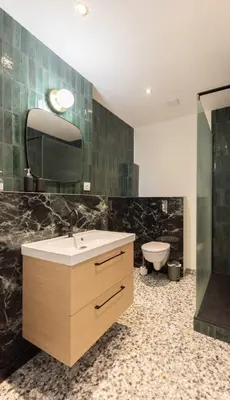 Salle de bains dans l'établissement Emeraude, T2 design tout équipé Châteaucreux-Gare