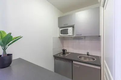 Cuisine ou kitchenette dans l'établissement Appart'City Classic Lyon Vaise St Cyr