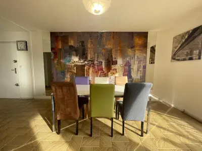 Coin salon dans l'établissement Chambre privée en colocation dans un appartement au centre de rillieux la pape