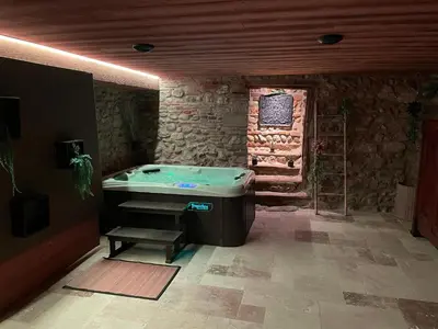 Plan de l'établissement Maison Pérouges spa