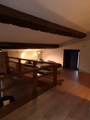 Coin salon dans l'établissement Maison Pérouges spa