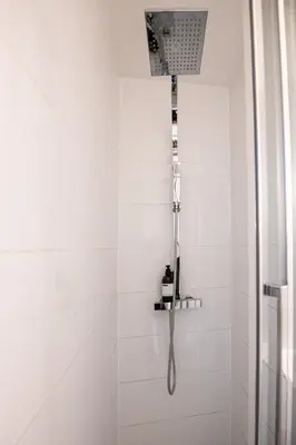 Salle de bains dans l'établissement Le Gary - Appartement atypique refait à neuf - A deux pas Parc Tête d'Or