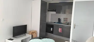 Télévision ou salle de divertissement dans l'établissement Appartement 2 pièces