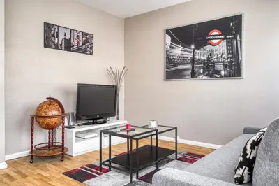 Télévision ou salle de divertissement dans l'établissement Superbe Apart 2 rooms lumineaux parking Casa Lyon