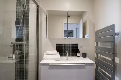 Salle de bains dans l'établissement L'Alto - Bel appartement lumineux -Vue panoramique