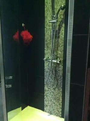 Salle de bains dans l'établissement Maison Auguste