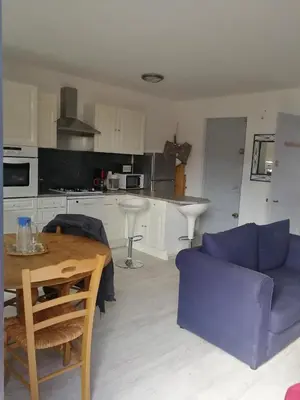 Cuisine ou kitchenette dans l'établissement Saint-Chamond
