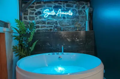 Plan de l'établissement Suite Luxueuse Jacuzzi SUITE AMANTIS By Noma