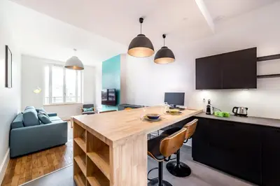 Télévision ou salle de divertissement dans l'établissement MODERNE - PartDieu l Spacieux l Bureau by Dreamy Flat Lyon