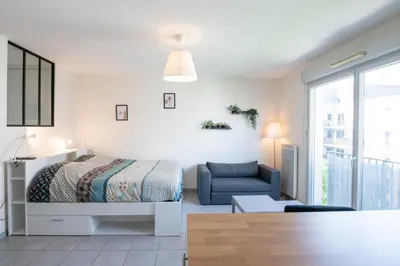 Un ou plusieurs lits dans un hébergement de l'établissement Le Gaïa - Joli appartement au calme 10min du centre de Lyon