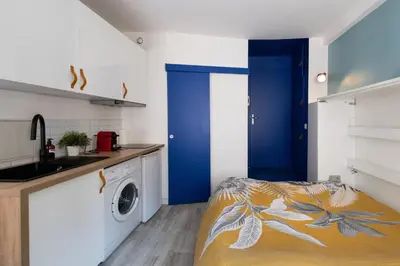 Cuisine ou kitchenette dans l'établissement Le Coysevox - Joli studio tout confort pentes de la Croix Rousse