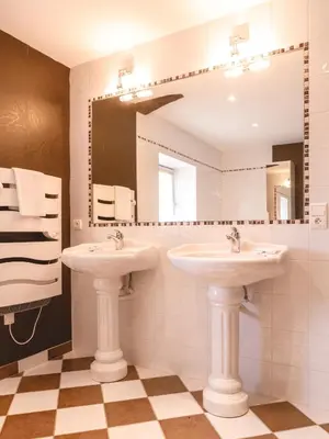 Salle de bains dans l'établissement Chez Odile & Colin