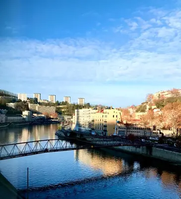 Vue sur la rivière ou le fleuve situé(e) à proximité de l'appartement