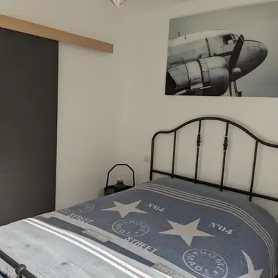 Chambre double indépendante AVIATEUR au sein du domaine PASSELOUP
