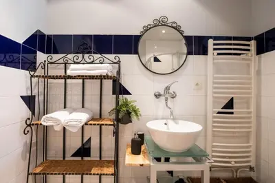 Salle de bains dans l'établissement L'Indigo- Coup de coeur Canut - Croix Rousse