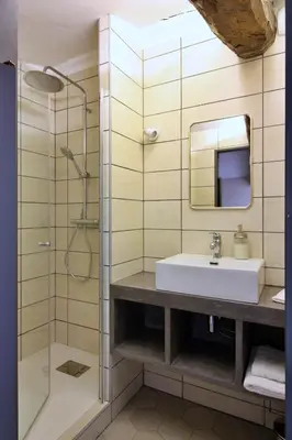 Salle de bains dans l'établissement Un Jardin Secret