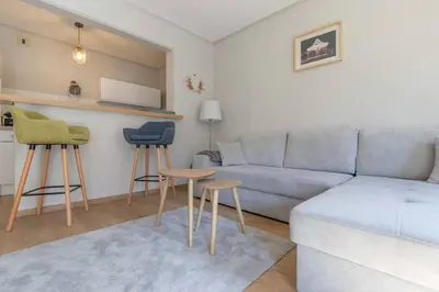 Coin salon dans l'établissement CABANA & La Calade - Centre-Ville