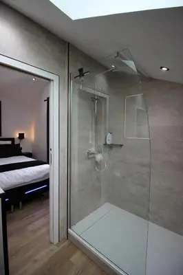 Salle de bains dans l'établissement Le grain de Louise
