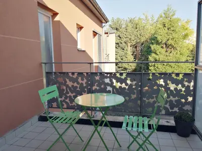 Balcon ou terrasse dans l'établissement Studio fonctionnel au calme avec garage individuel et balcon