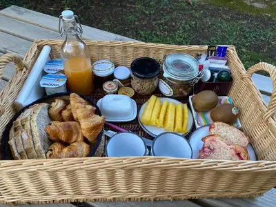 Nourriture dans la maison d'hôtes ou à proximité