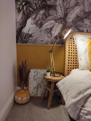 Un ou plusieurs lits dans un hébergement de l'établissement Superbe appartement avec jacuzzi avec jardin privé