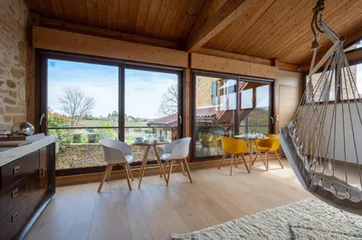 Coin salon dans l'établissement Songes de vigne