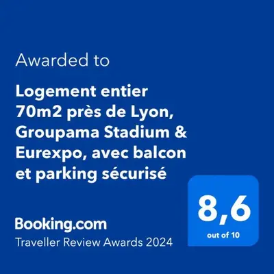Certificat, récompense, panneau ou autre document affiché dans l'établissement 