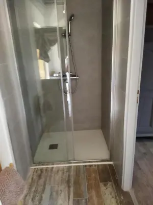 Salle de bains dans l'établissement La ferme du vincent