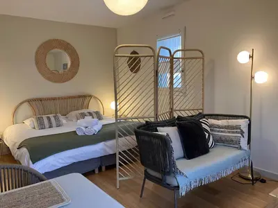 Un ou plusieurs lits dans un hébergement de l'établissement LE NID DES CEDRES - Magnifique Studio terrasse Montplaisir