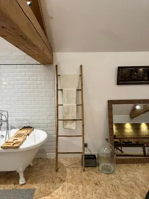 Salle de bains dans l'établissement Magnifique et confortable loft