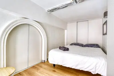 Un ou plusieurs lits dans un hébergement de l'établissement Nouveau / Canut d'exception au coeur de Lyon