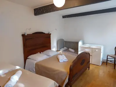Un ou plusieurs lits dans un hébergement de l'établissement La cambuse des gones - Gîte 3 chambres