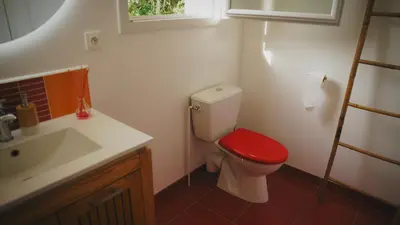 Salle de bains dans l'établissement Ô Pays Des Bois - Hébergements insolites en pleine nature