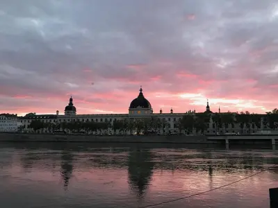 Vue sur la rivière ou le fleuve situé(e) à proximité de l'appartement