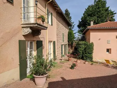 Bâtiment de le séjour chez l'habitant