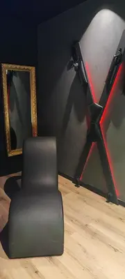 Coin salon dans l'établissement Love Room avec spa