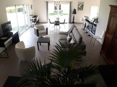 Coin salon dans l'établissement 170 m² entre Lyon et St Etienne