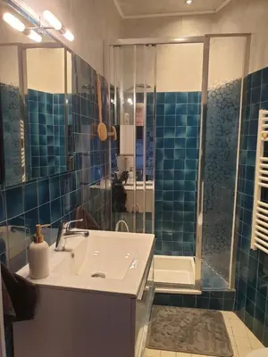 Salle de bains dans l'établissement Maison de charme au cœur des vignes du Beaujolais