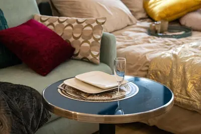 Coin salon dans l'établissement Le Gatsby Superbe cocon cosy proche place