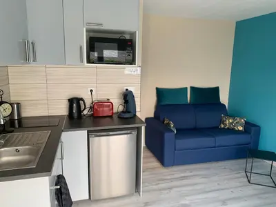 Cuisine ou kitchenette dans l'établissement LE BRON ACCUEIL - TOPDESTINATION-LYON
