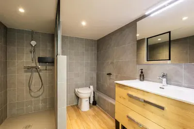 Salle de bains dans l'établissement DIFY Le Lodge d Ainay - Proche Bellecour