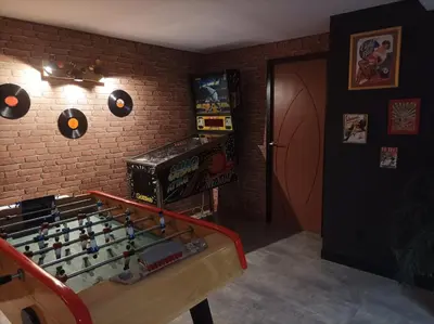 Salle de jeux dans l'établissement Chambre d'hôte avec Hammam et salle de jeux