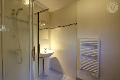 Salle de bains dans l'établissement Le poulailler