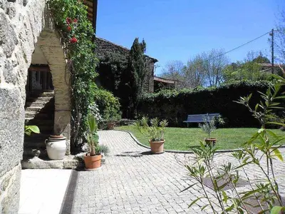 Jardin de l'établissement Le clos du martouret